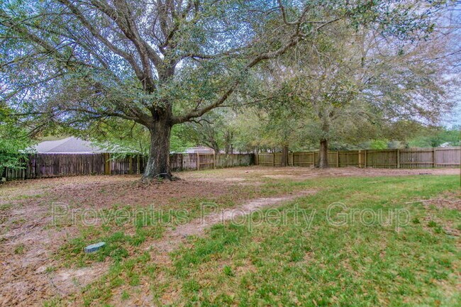 Building Photo - 3661 London Rd