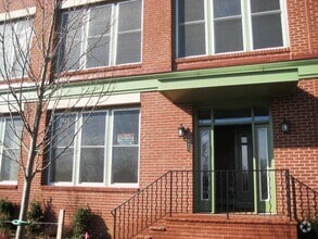 Building Photo - 1420 Main Line Blvd