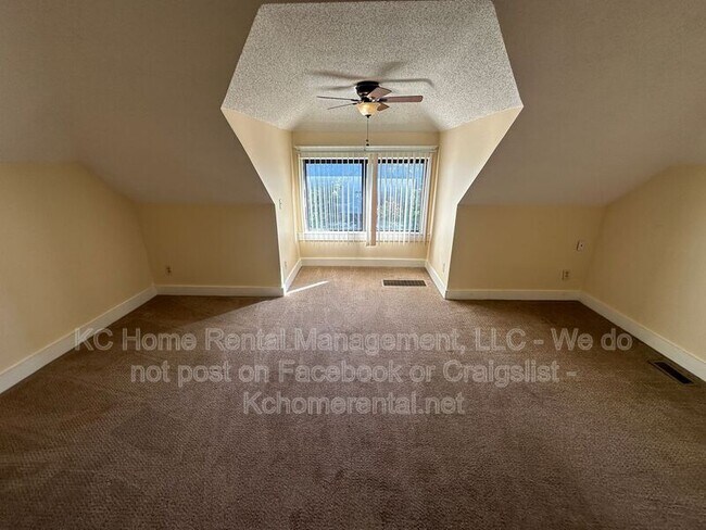 Building Photo - 2826 Harrison St