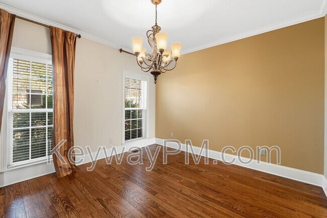 Building Photo - 529 John Fox Run