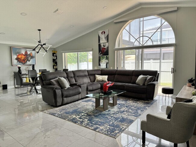 Building Photo - 18038 Rhumba Way