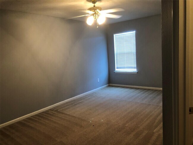 Building Photo - 11119 Mooring Ridge Ln