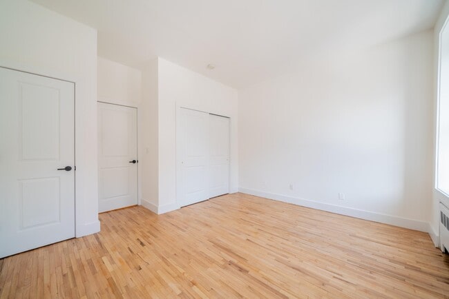 Building Photo - 1200 Washington St