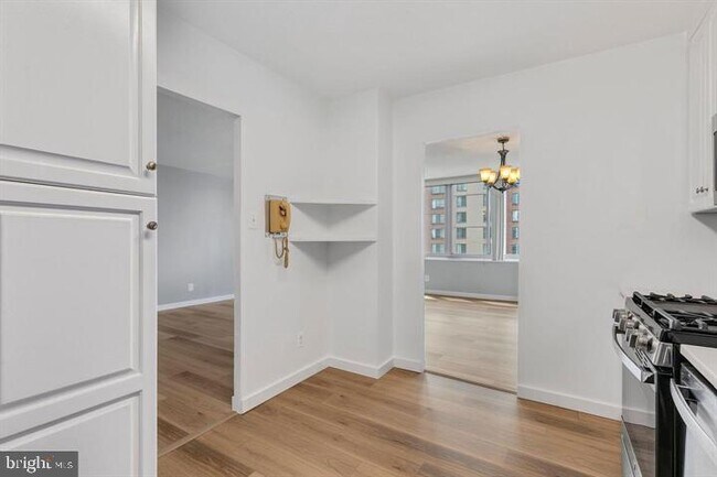 Building Photo - 11801 Rockville Pike