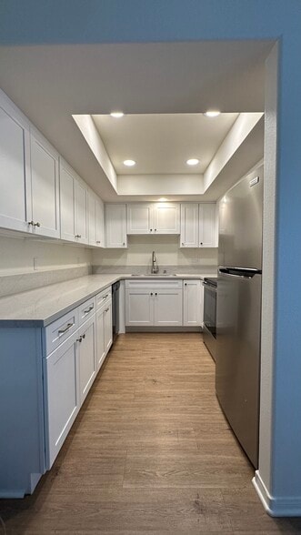 Kitchen has lots of storage. - 939 Sapphire St