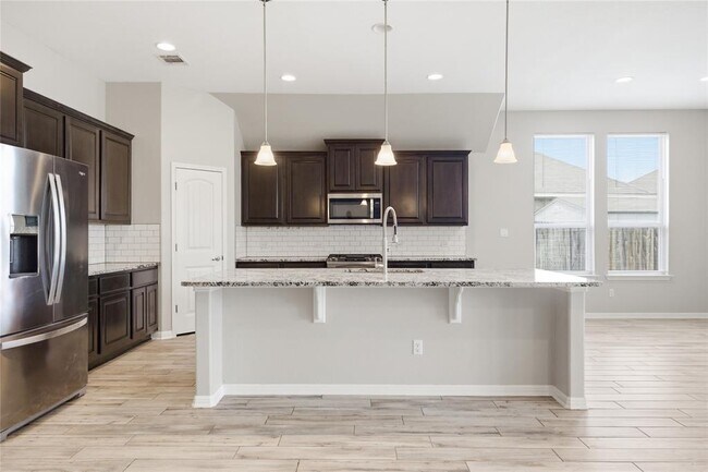 Building Photo - 20213 Arctic Loon Pass