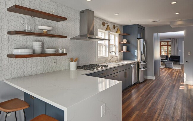 Building Photo - 9 Arnett Ave