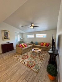 Building Photo - 2446 S Clovis Place-