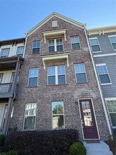 Building Photo - 2590 Morehead St