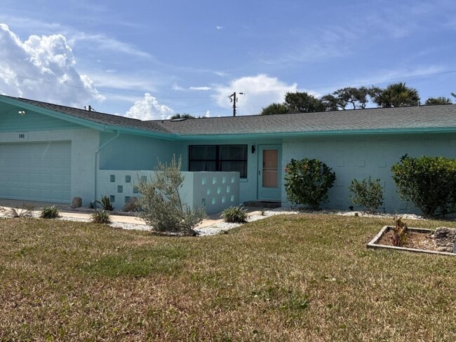 Building Photo - Vacation Rental Amazing Pet Friendly 3 Bed House with a Heated Pool