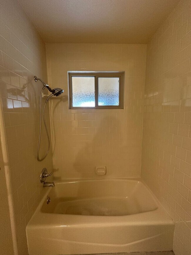 Building Photo - SW Visalia home available soon