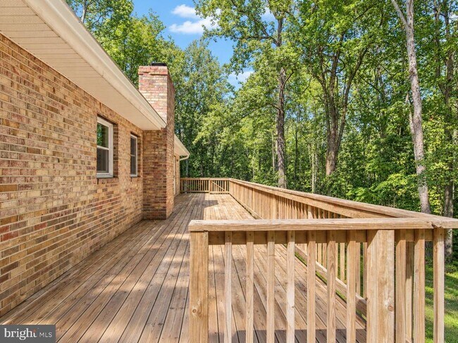 Building Photo - 6065 Eagles Nest Ln