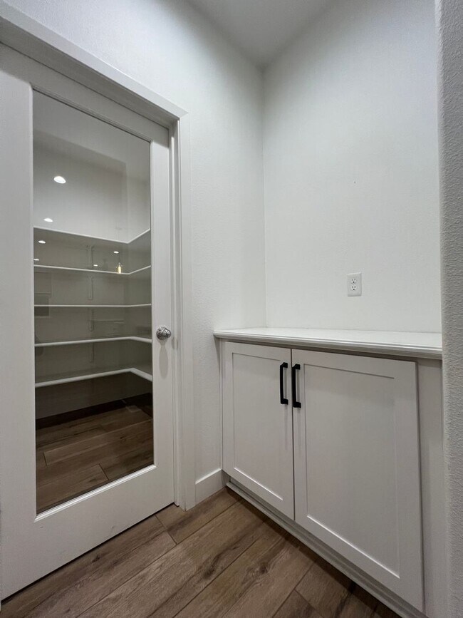 Building Photo - Tesoro Viejo Home- this is home and the community is unlike anything you've experienced before!