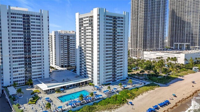 Building Photo - 1890 S Ocean Dr