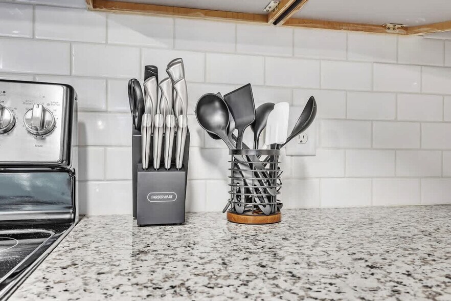 Building Photo - 514 Pleasant Dr