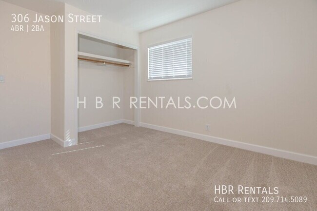 Building Photo - 306 Jason St