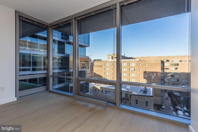 Building Photo - 1111 24th St NW