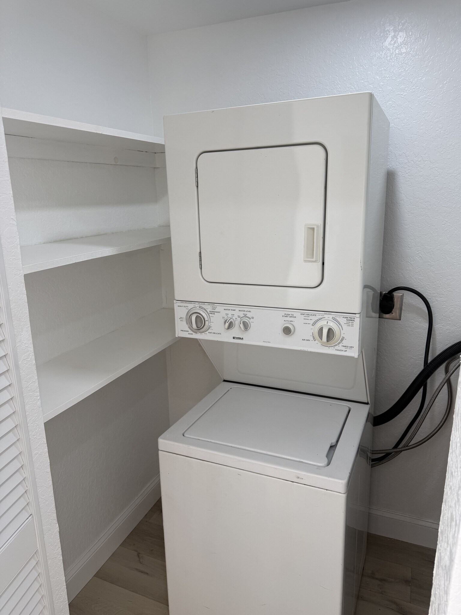Building Photo - 1 Bed/1 Bath