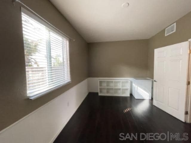 Building Photo - 1181 Saratoga Ct
