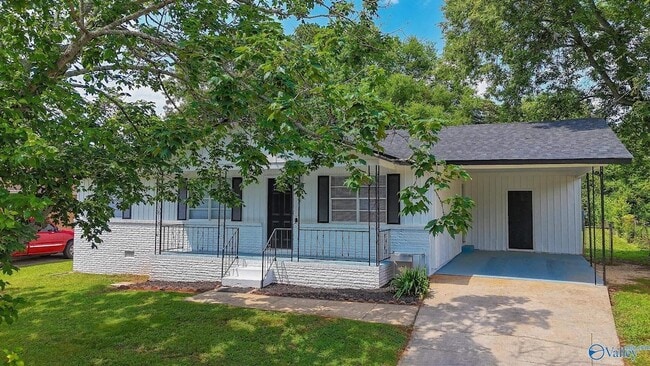 Primary Photo - 629 Dawson Terrace NW