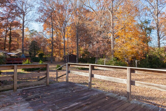 Building Photo - 3405 Melrose Dr
