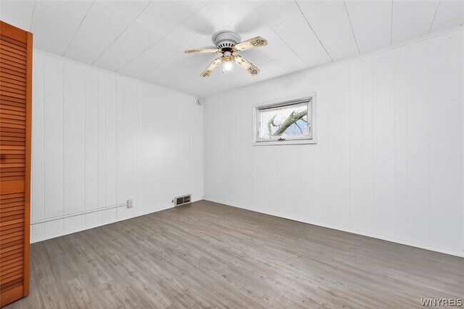 Building Photo - 609 22nd St