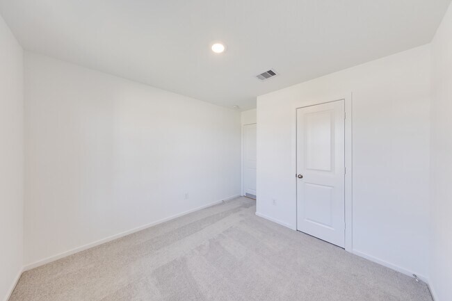 Building Photo - 29043 Pearl Barley Wy