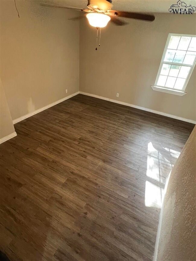 Building Photo - 1417 Pecanway Dr