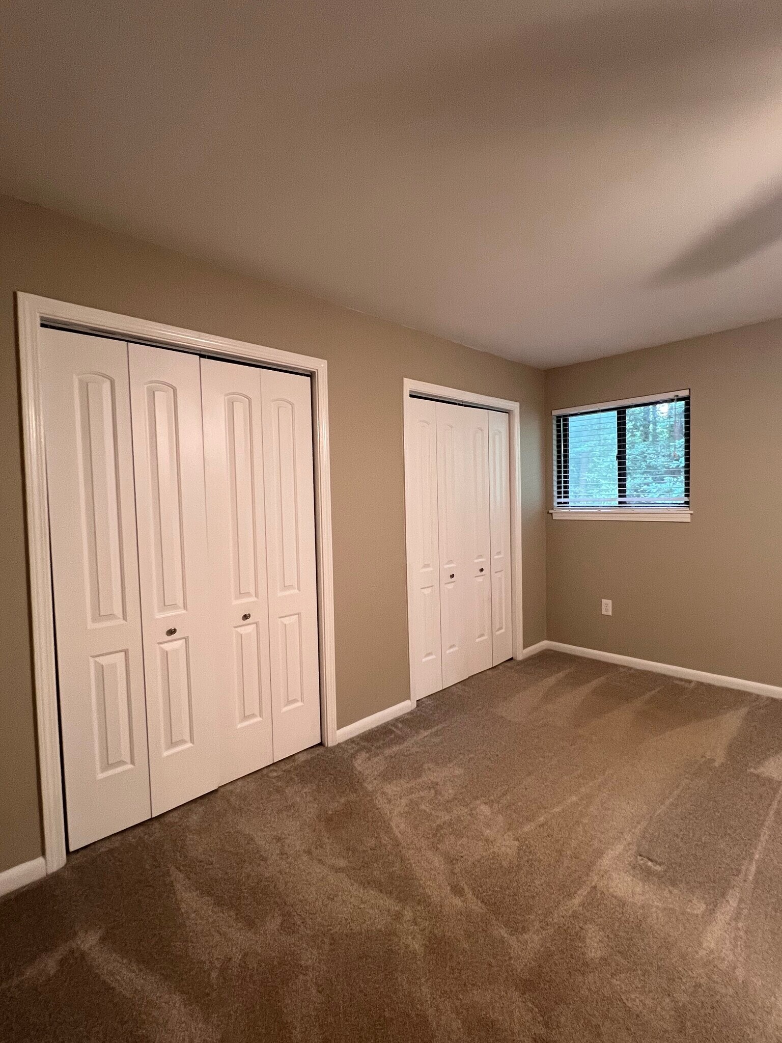 Building Photo - 94 Briarview Cir