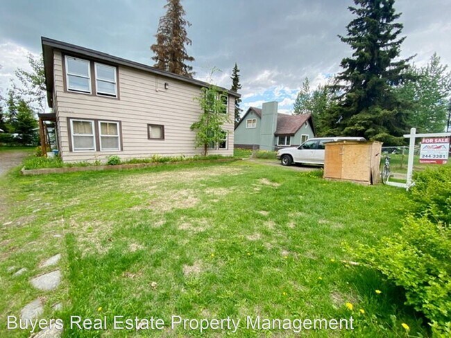 Building Photo - 8414 Duben Ave