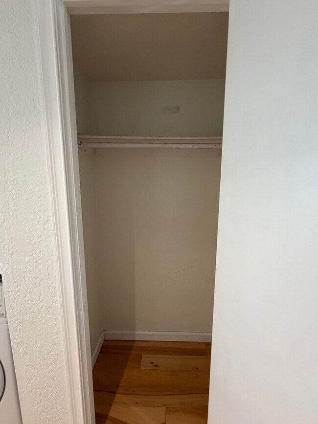 Building Photo - 26156 Sanz
