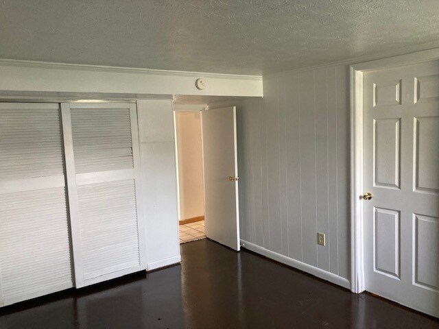 Building Photo - 2749 N Bazil Ave