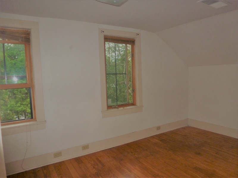 Building Photo - 97 N Winooski Ave