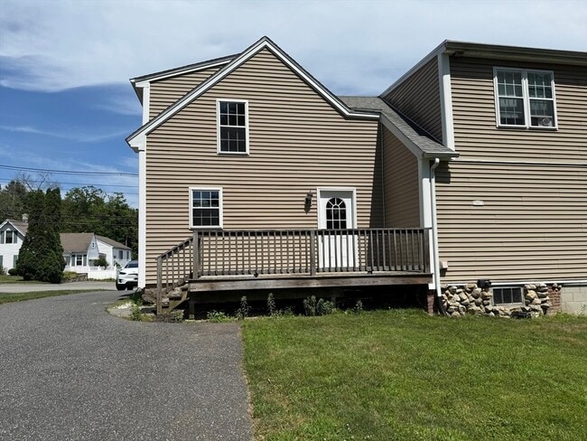 Building Photo - 146 Hayden Rowe St