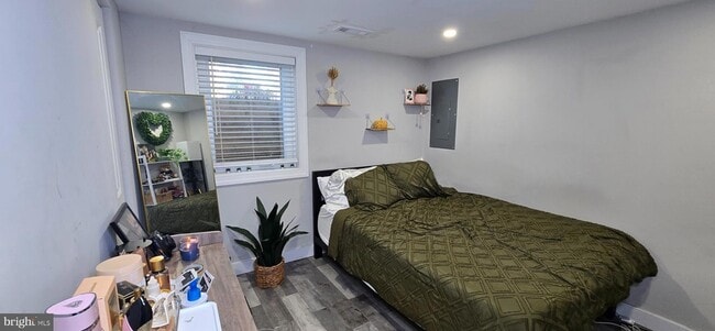 Building Photo - 7103 Greenvale Pkwy