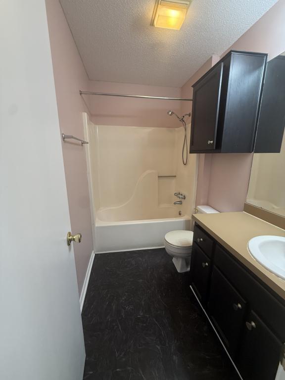 Building Photo - 1745 James Buchanan Dr