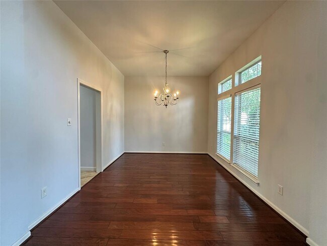 Building Photo - 5218 Pebble Bluff Ln
