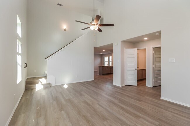 Building Photo - 5520 Candytuft Ct