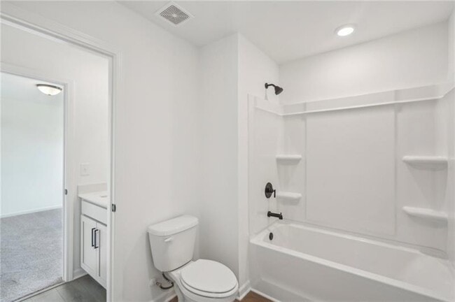 Building Photo - 522 Silverleaf Trl