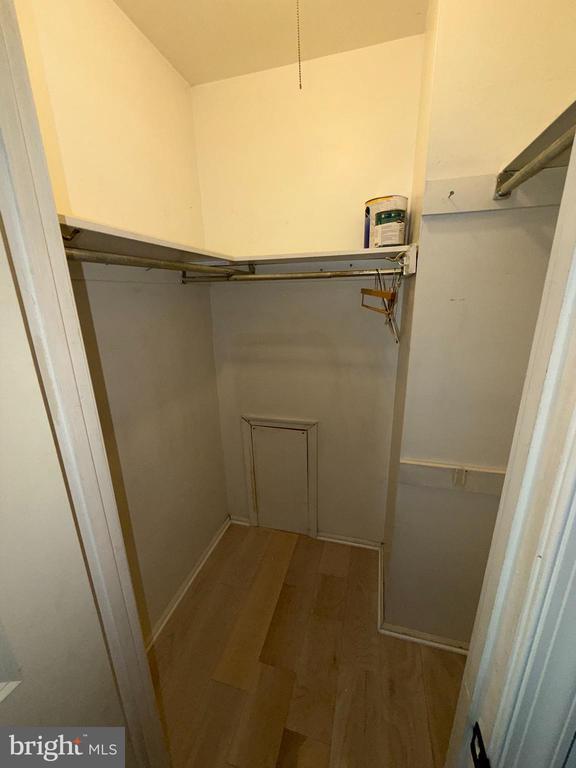 Building Photo - 5 Churchill Cir