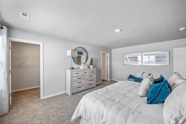 Building Photo - 4148 Glenview St