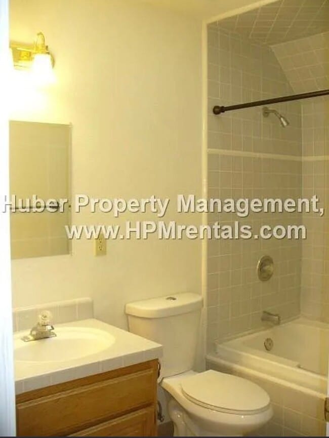 Building Photo - Spacious two-story home featuring 3 bedrooms and 2.5 baths