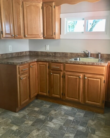 Kitchen - 1001 Main St