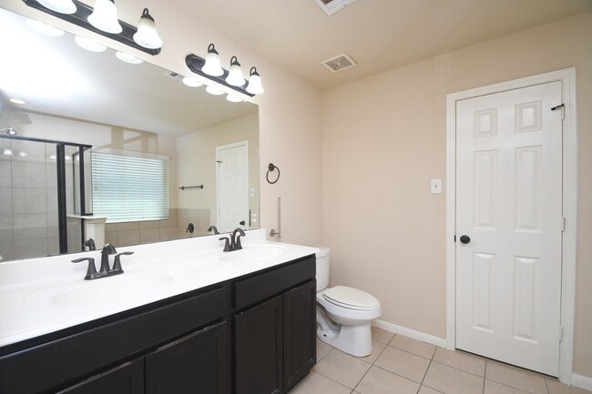 Building Photo - 10015 Bitternut Hickory Ln