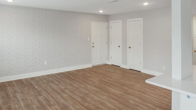 Building Photo - The Finley Downtown, Unit 212