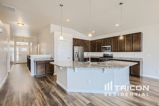 Building Photo - 5398 Chantry Dr