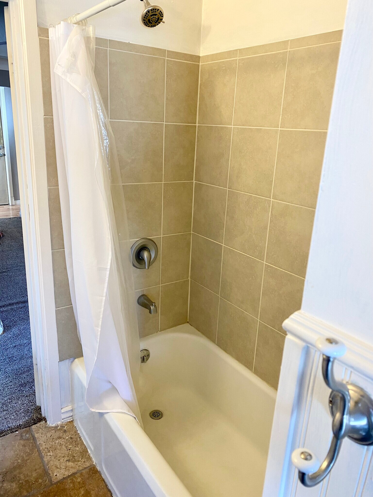 Building Photo - 244 S 100 W