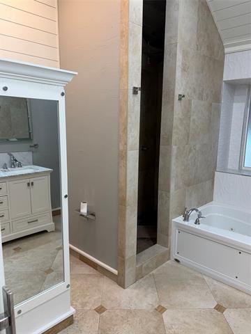 Building Photo - 1902 High Meadow Dr