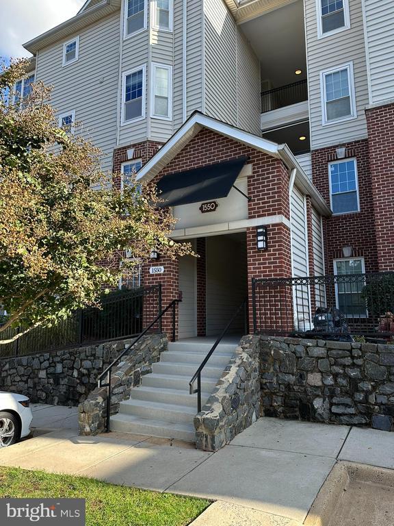 Primary Photo - 1550 Spring Gate Dr.