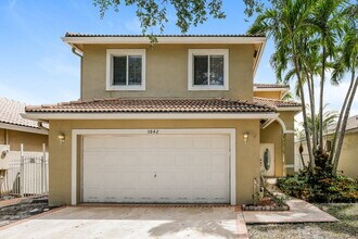 Building Photo - 3842 NW 63rd Ct